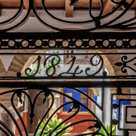 El Capricho De 1849 & Parking Apartment Cordoba Exterior photo