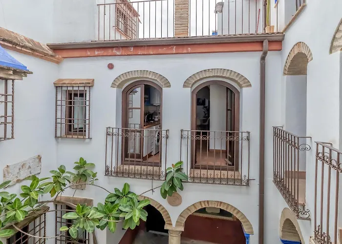El Capricho De 1849 & Parking